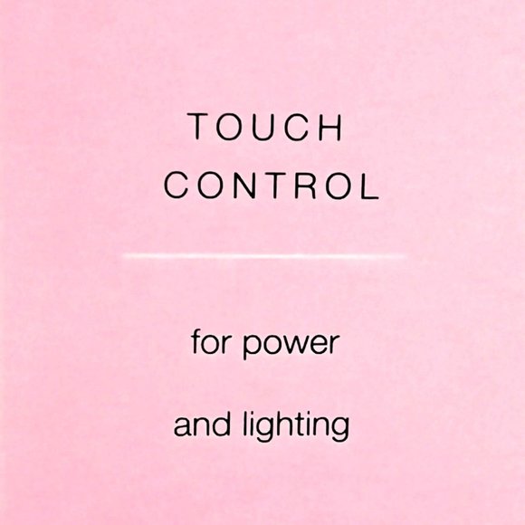 Tri-Panel Magnification Mirror - Picture 4 of 4